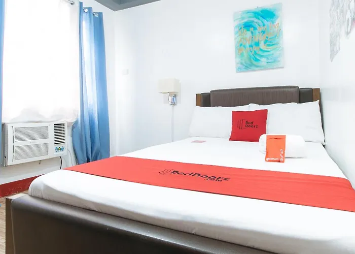 Reddoorz Near Quirino Station Manille
