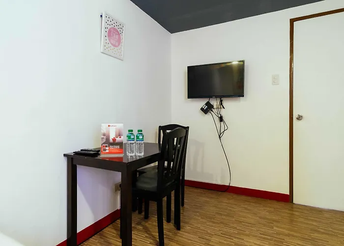 Hotel Reddoorz Near Quirino Station Manille