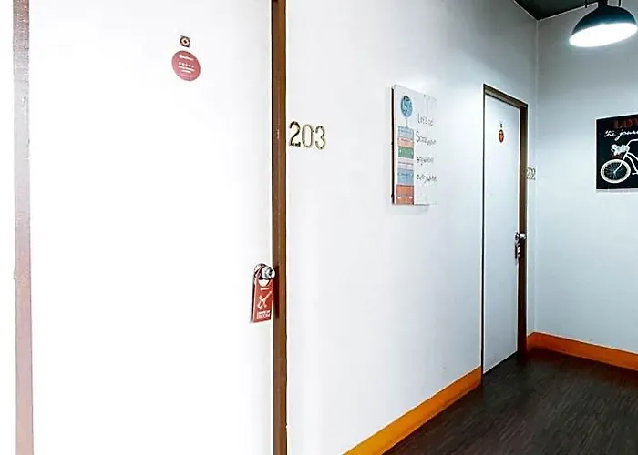 Hotel Reddoorz Near Quirino Station Manille